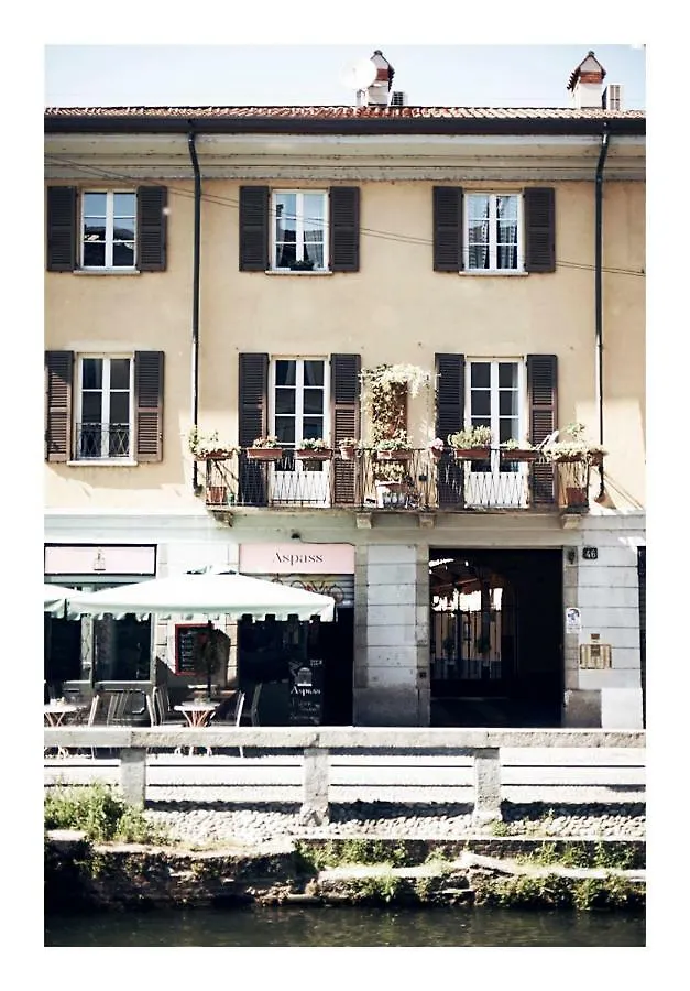 Taking A Walk In The Beating Heart Of Navigli Apartment Milan